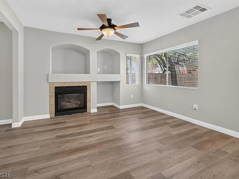 561 Aspen Leaf St — Photo 34