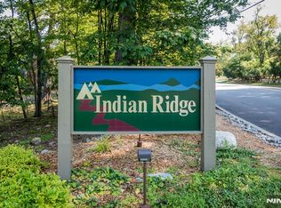 3123 Hilltop Rd, Mahwah, NJ 07430