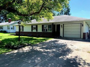 320 Oliver Lee Dr, Belleville, IL