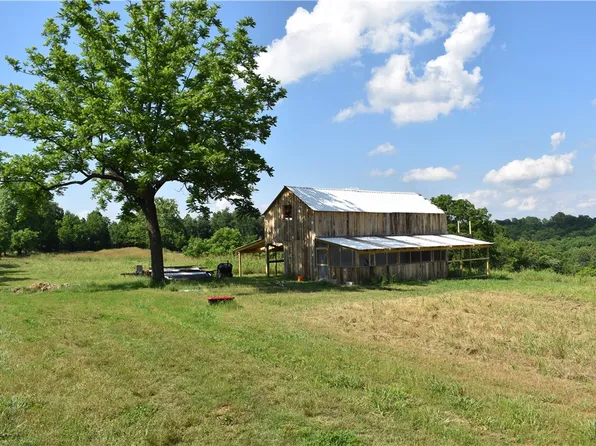201 May Pop Ln, Marshall, AR 72650