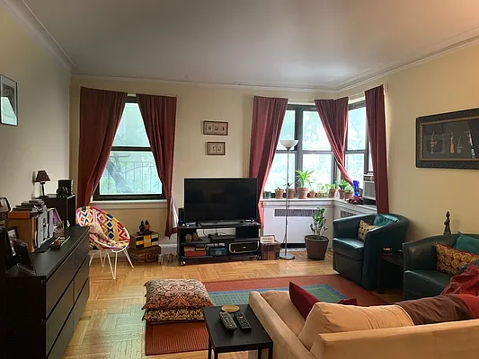 Rented by Metropolitan Property Group | media 6