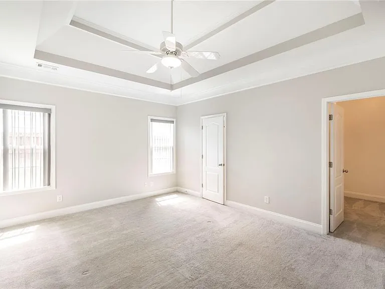 104 Bryce Dr — Photo 23