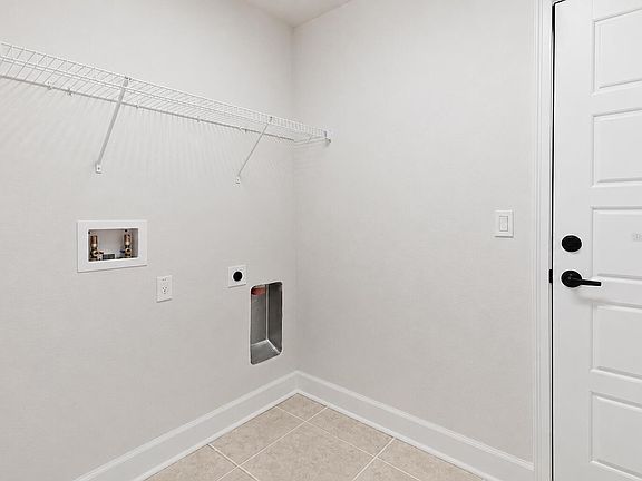 4th image of 4089 SW MCINTYRE Street