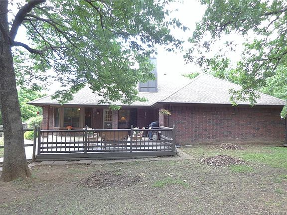 3rd image of 103 Craven Ct