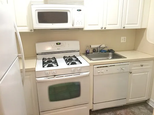 Rented by Stuart Eisenberger, LREB | media 6