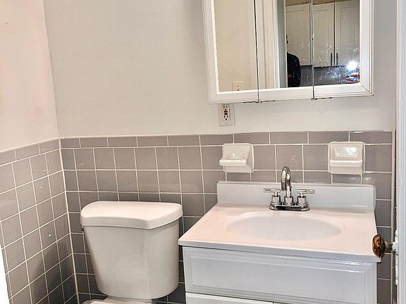3rd image of 232 E 95th St #4E