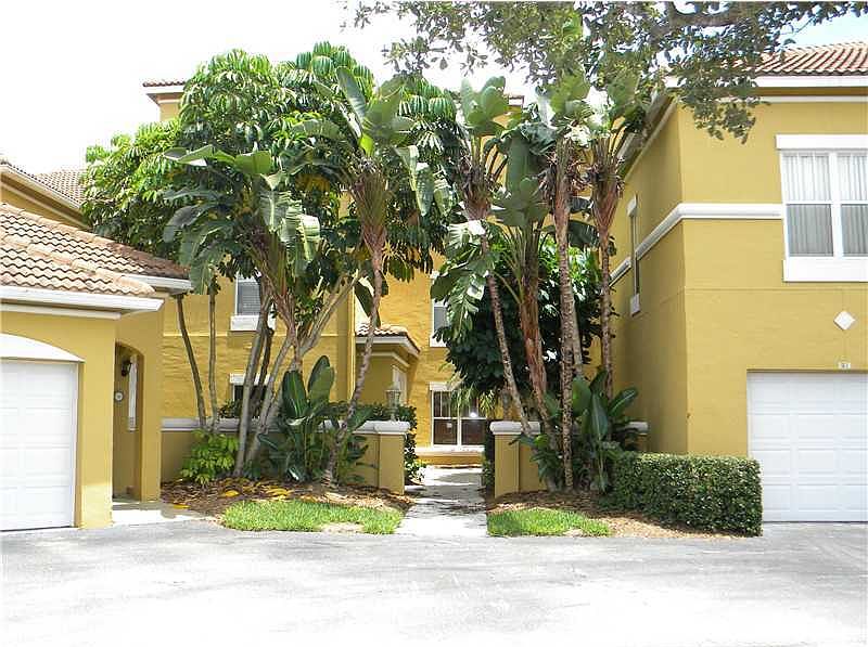 1st image of 5015 Fairways Cir APT 104