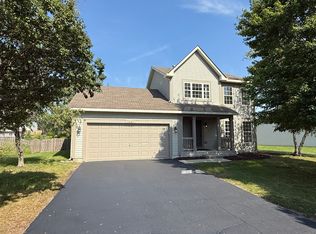 1441 Bluestem Ln, Minooka, IL 60447