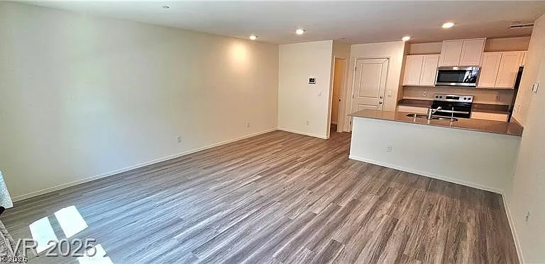 9455 Calm Stream Ave — Photo 2