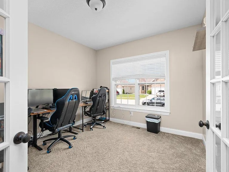 67 Cobblestone Ln — Photo 9
