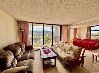 Waikiki Banyan, Honolulu, HI 96815