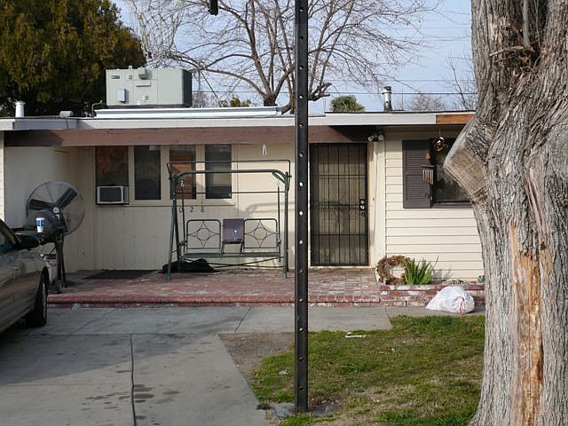 1028 Hobson