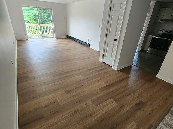 3rd image of 51 Northern Avenue Hts APT 23