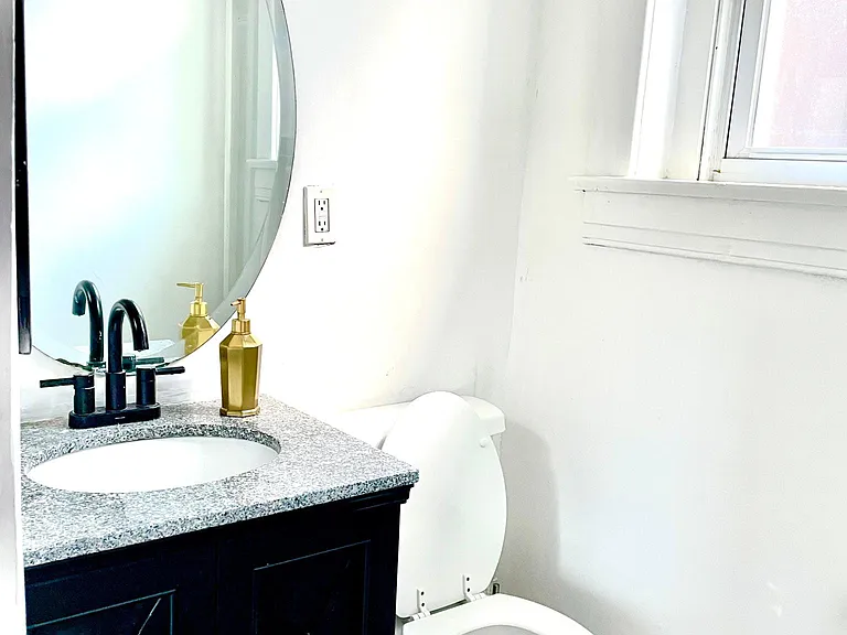 2158 Sherwood Ave #1 — Photo 7