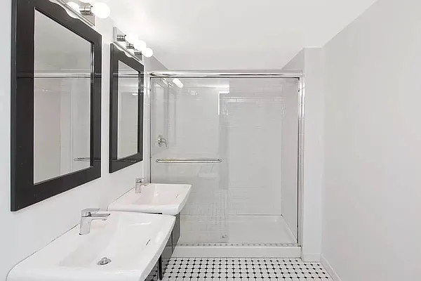 Rented by Compass | media 4