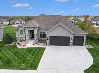 3013 NE 102nd Ter, Kansas City, MO 64155