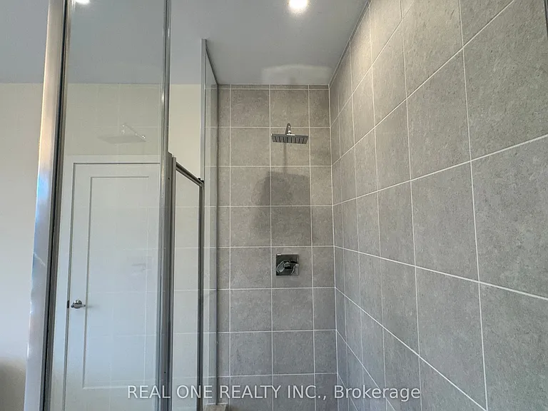 75 Robert Eaton Ave — Photo 32