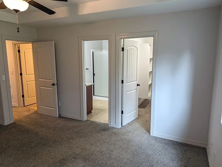 407 & 409 Madrona Ave SE — Photo 15