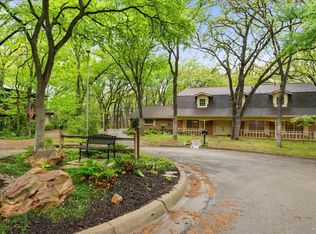 2114 Cross Creek Ct, Arlington, TX 76017