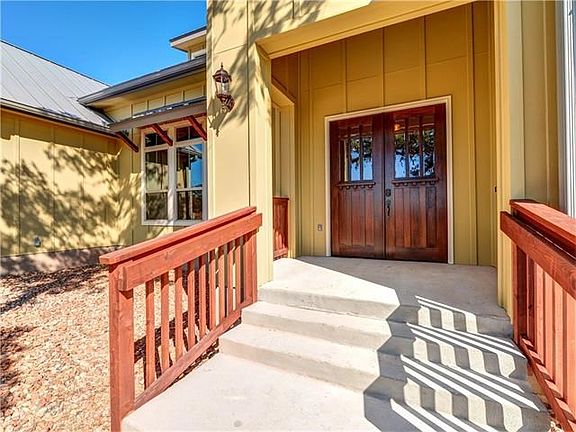 5th image of 304 Ancient Oak Way