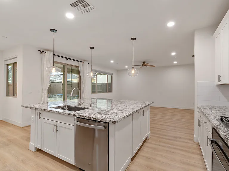 12721 Quantum Way — Photo 13