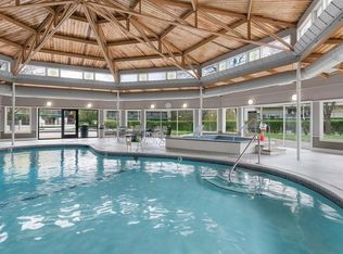 10411 Cedar Lake Rd APT 213, Minnetonka, MN 55305