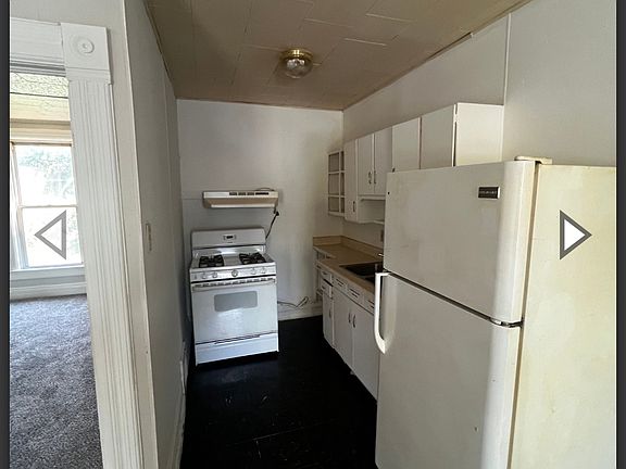 2nd image of 1420 W 37th Ave APT 3