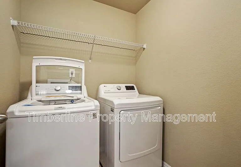 7673 Crestone Peak Trl — Photo 45