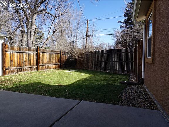 3rd image of 1713 Arbor Way