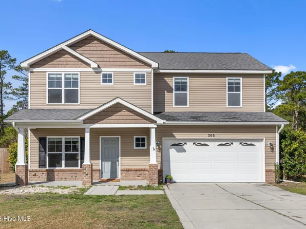 305 Inverness Drive, Hubert, NC 28539