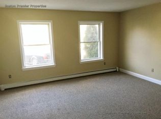 180 Schoosett St APT D45, Pembroke, MA 02359