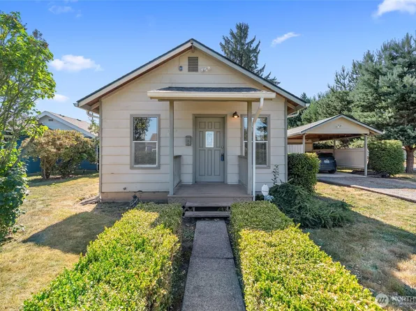 1027 N Washington Street Avenue, Centralia, WA 98531