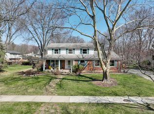 2156 Kristin Dr, Troy, MI