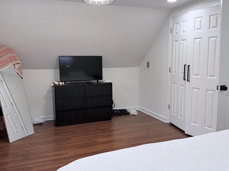 142 Monmouth Rd — Photo 14