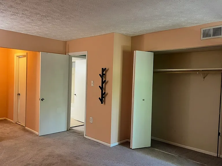 7712 Hanover Pkwy #103 — Photo 22