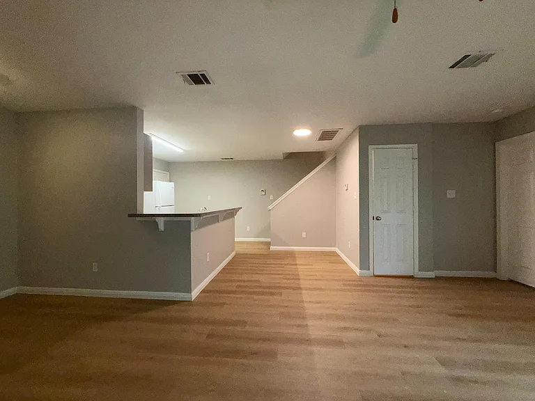2906 Kestrel Dr #B — Photo 13