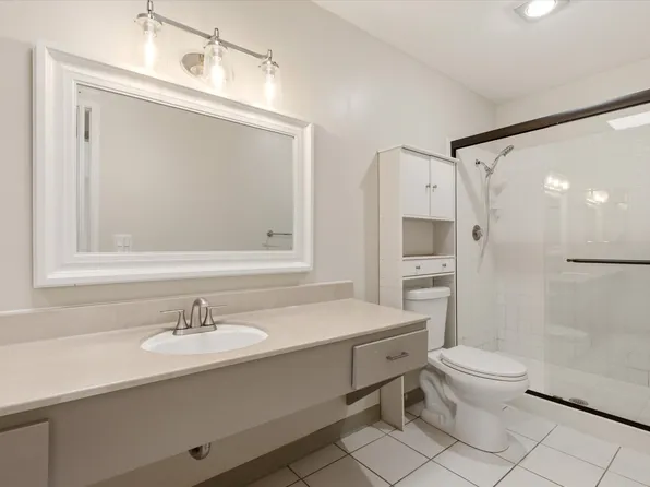 450 N Civic Dr APT 405, Walnut Creek, CA 94596