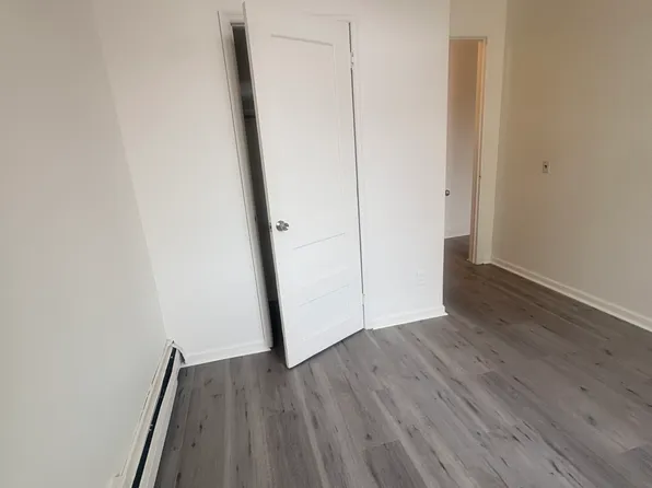 79 4th St, Troy, NY