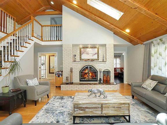 4th image of 117 Berkshire Dr