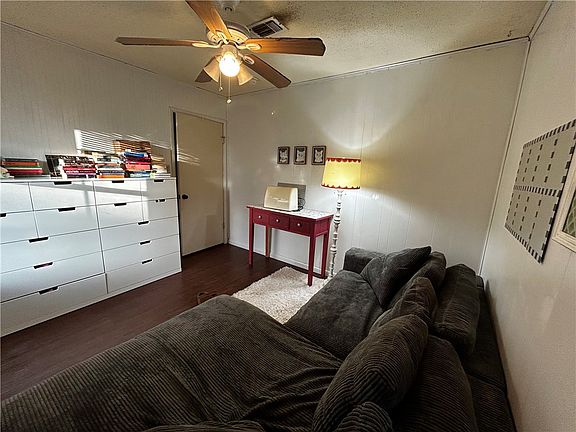 3rd image of 405 Live Oak St #A