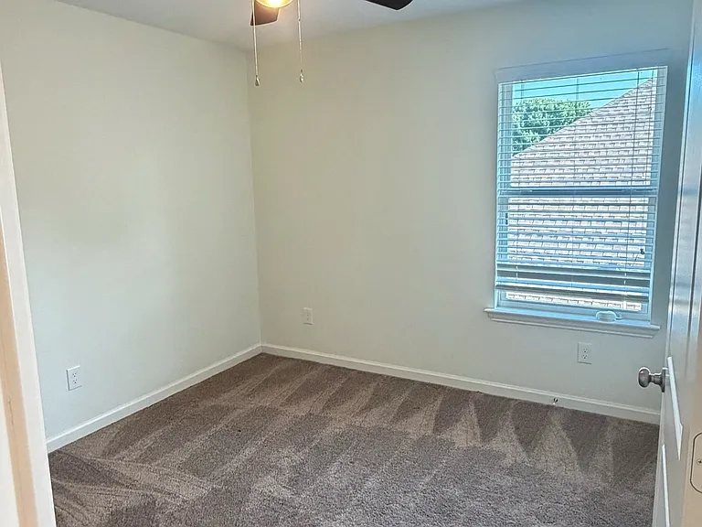 3445 Frazier Ave — Photo 14