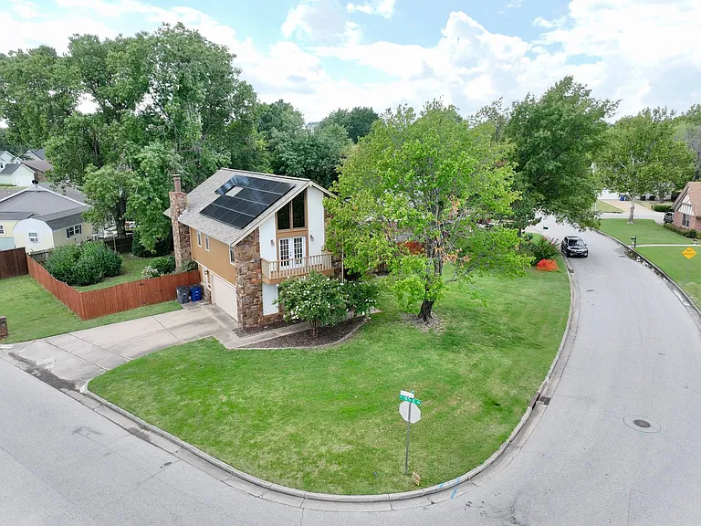 6618 S 112th East Ave — Photo 39