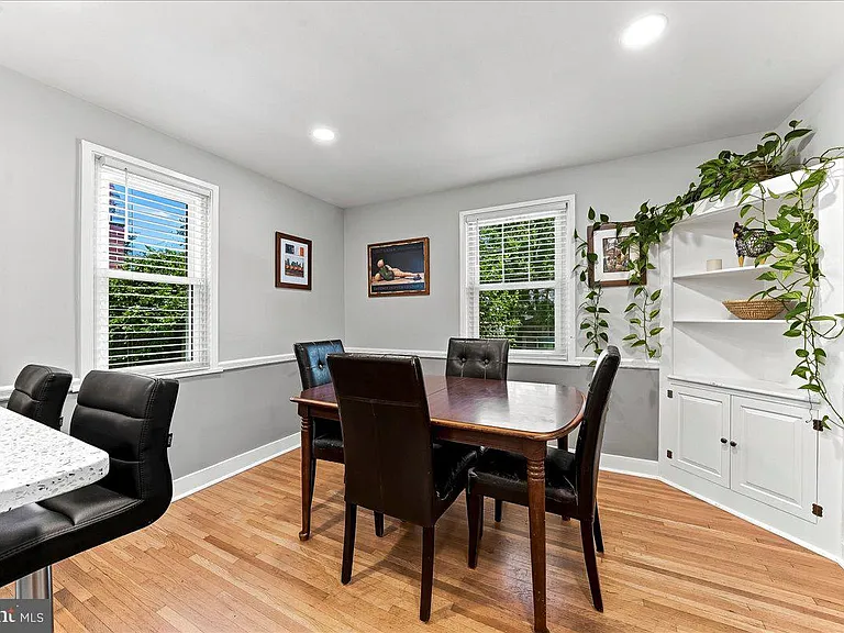 416 Valley View Rd — Photo 9