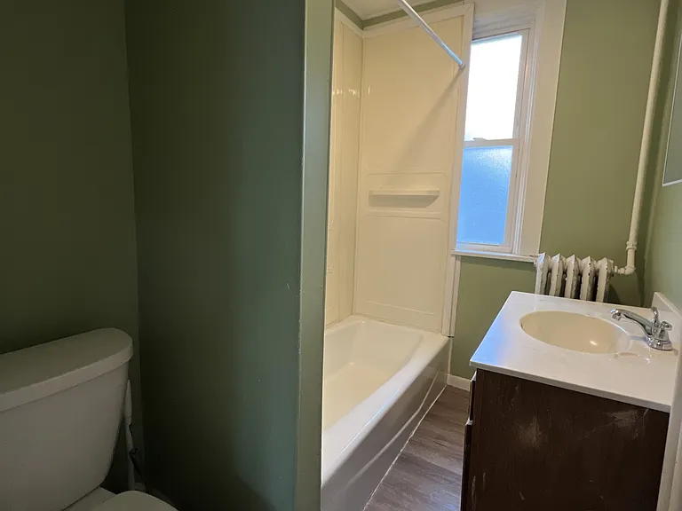 1008 Rhomberg Avenue - 1010-1/2 — Photo 8