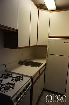 Rented by Miron Properties | media 15