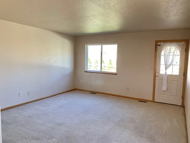 2597 Turquoise St — Photo 15