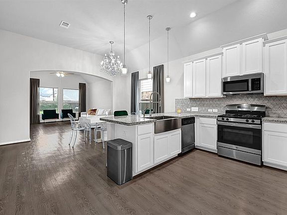 5th image of 24122 Prairie Glen Lane