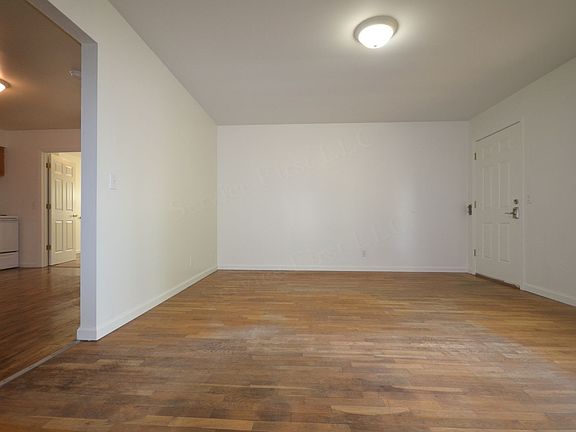 4th image of 608 W Freeman St