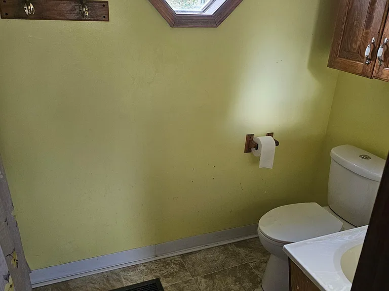 1115 Delaware Ave — Photo 11