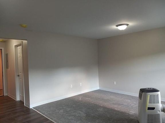 3rd image of 2401 Charles St #12